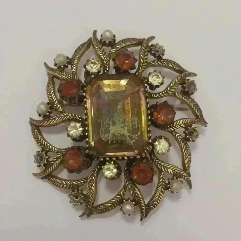 Florenza Vintage Regency Yellow/Brown Pearl Brooch
